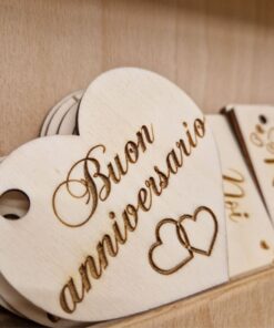 Alternative view of Targhetta in legno “Buon Anniversario"