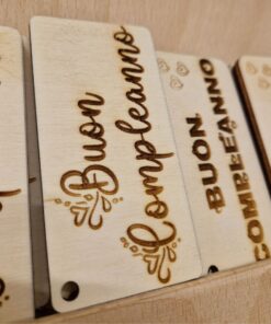 Targhetta in legno “Buon Compleanno”