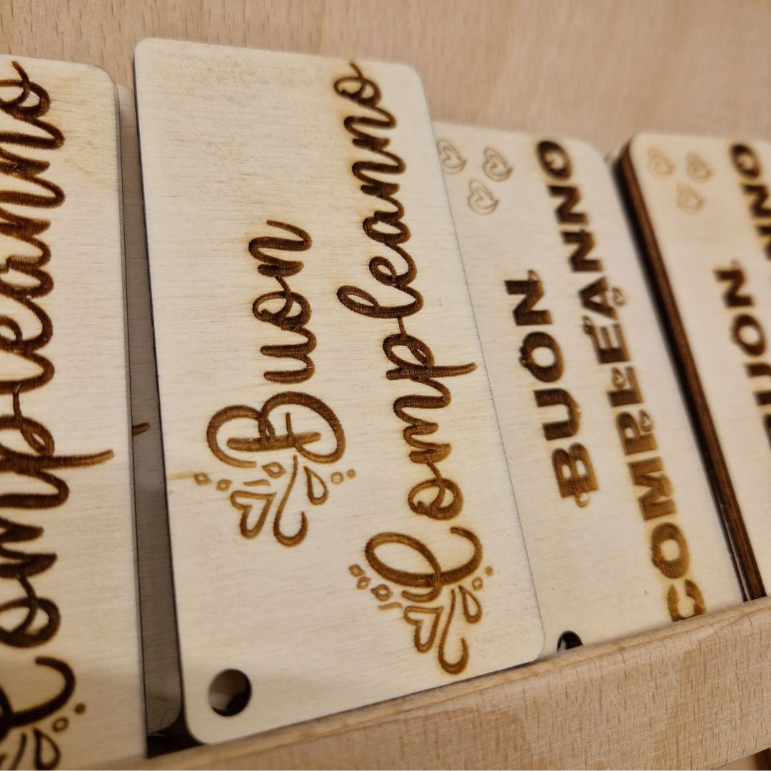 Targhetta in legno “Buon Compleanno”